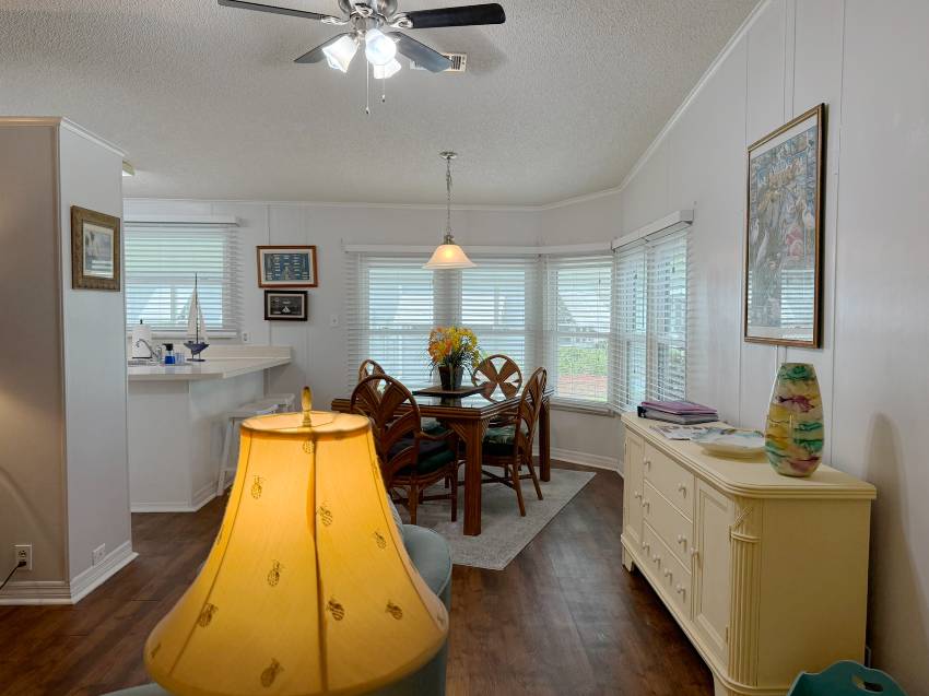 317 Bougainvillea Circle a Parrish, FL Mobile or Manufactured Home for Sale