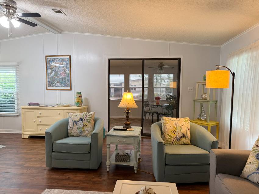 317 Bougainvillea Circle a Parrish, FL Mobile or Manufactured Home for Sale