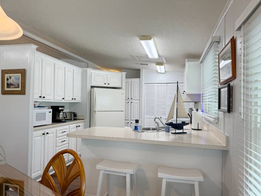 317 Bougainvillea Circle a Parrish, FL Mobile or Manufactured Home for Sale