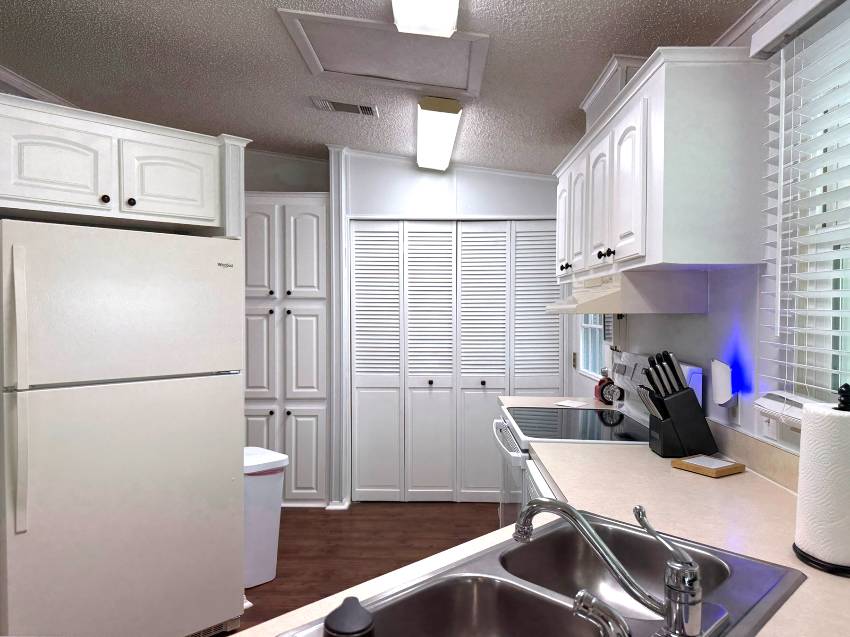 317 Bougainvillea Circle a Parrish, FL Mobile or Manufactured Home for Sale