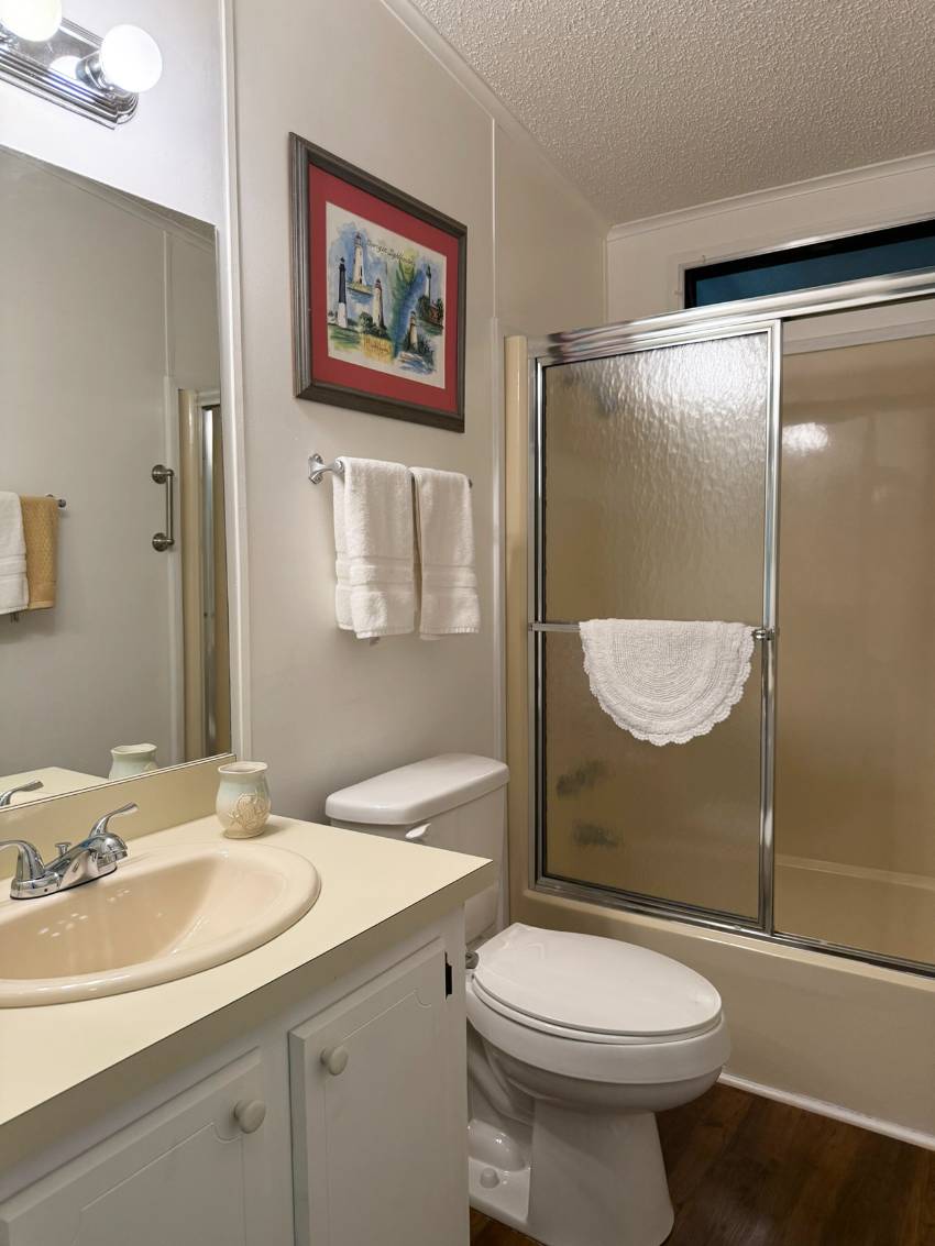 317 Bougainvillea Circle a Parrish, FL Mobile or Manufactured Home for Sale