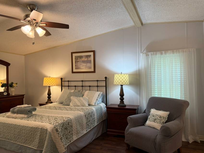 317 Bougainvillea Circle a Parrish, FL Mobile or Manufactured Home for Sale