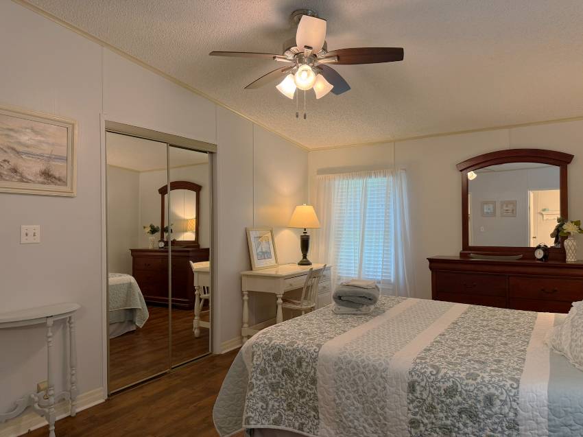 317 Bougainvillea Circle a Parrish, FL Mobile or Manufactured Home for Sale