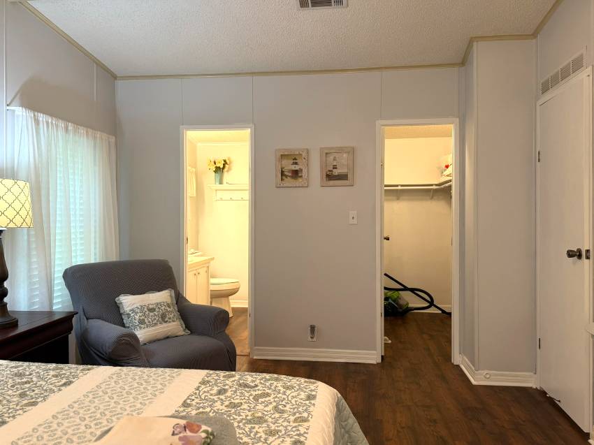 317 Bougainvillea Circle a Parrish, FL Mobile or Manufactured Home for Sale