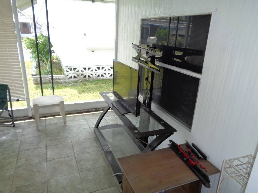188 Bridge Blvd a Lakeland, FL Mobile or Manufactured Home for Sale