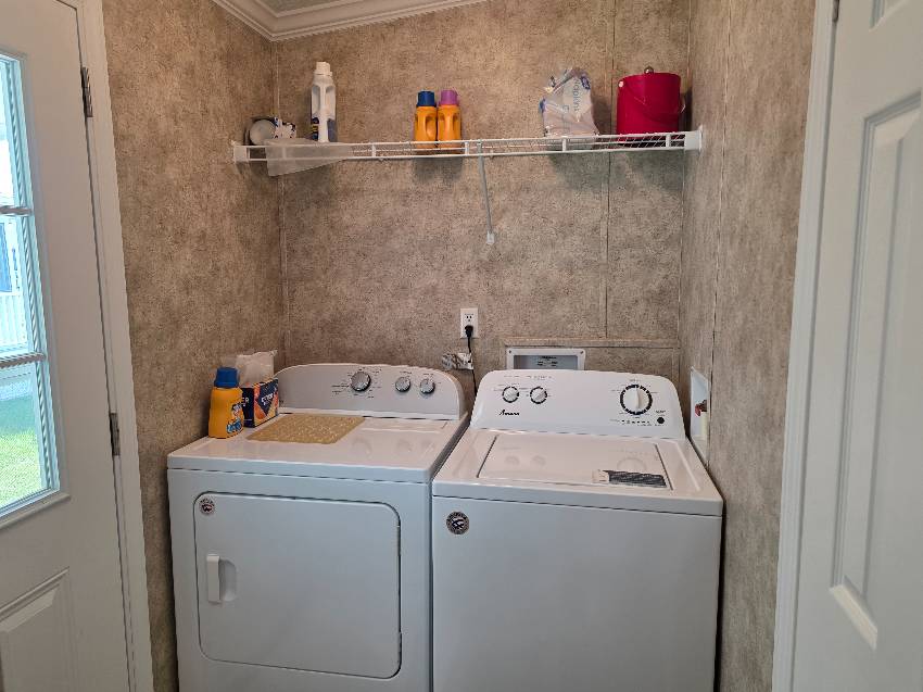 10681 S Pebbleshire Terrace a Homosassa, FL Mobile or Manufactured Home for Sale