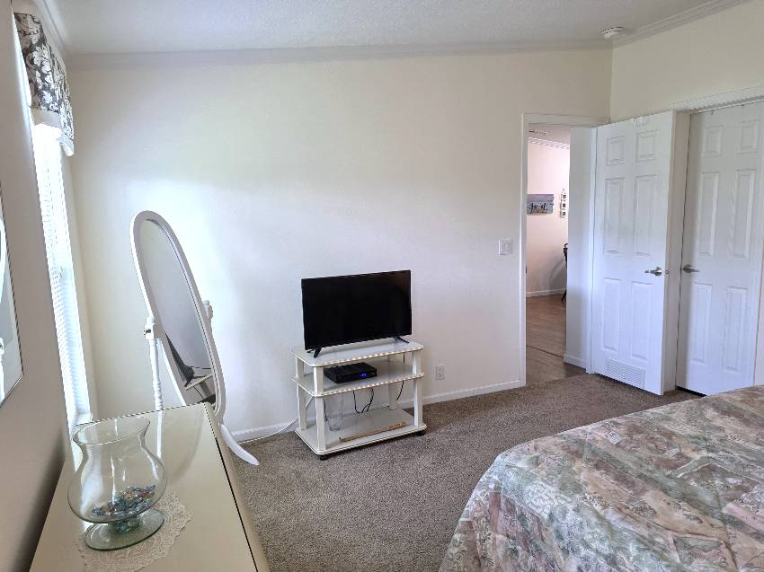 10681 S Pebbleshire Terrace a Homosassa, FL Mobile or Manufactured Home for Sale