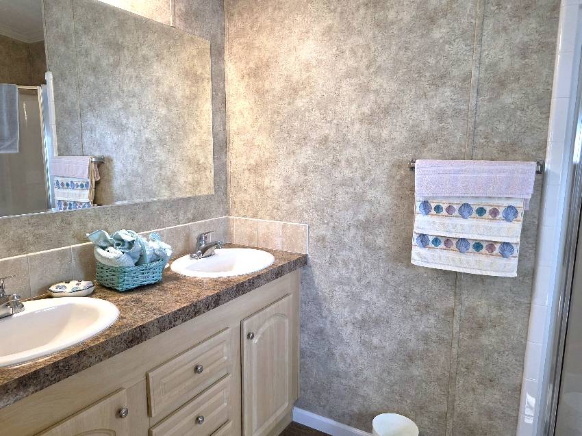 10681 S Pebbleshire Terrace a Homosassa, FL Mobile or Manufactured Home for Sale
