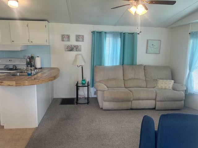 16731 Us Hwy 301 N #41 a Dade City, FL Mobile or Manufactured Home for Sale