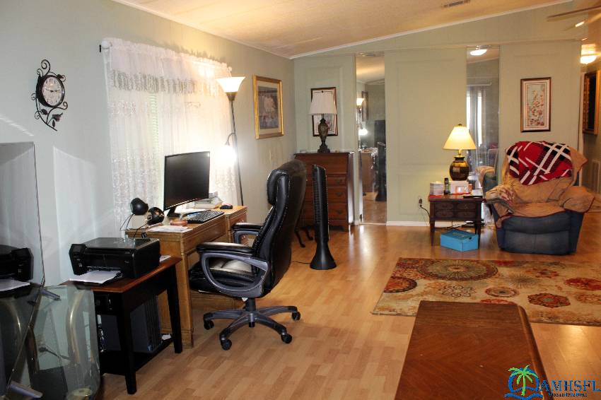37602 Pompano Ct a Zephyrhills, FL Mobile or Manufactured Home for Sale
