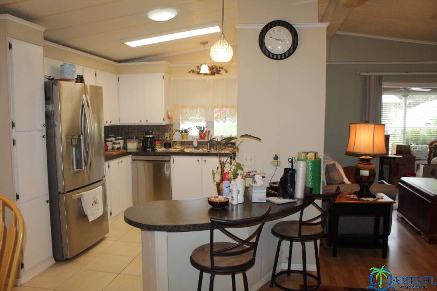 37602 Pompano Ct a Zephyrhills, FL Mobile or Manufactured Home for Sale