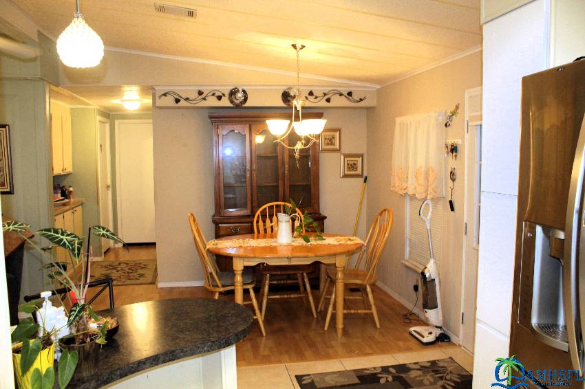 37602 Pompano Ct a Zephyrhills, FL Mobile or Manufactured Home for Sale