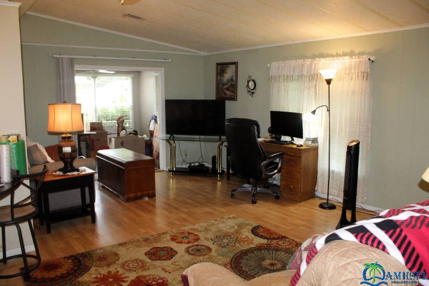 37602 Pompano Ct a Zephyrhills, FL Mobile or Manufactured Home for Sale