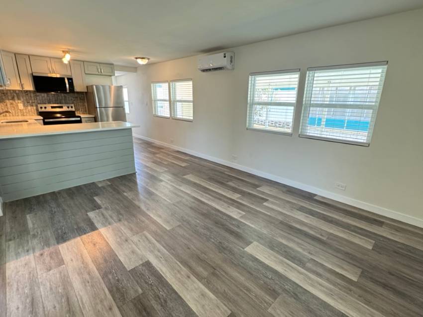 1100 Curlew Rd Lot 187 a Dunedin, FL Mobile or Manufactured Home for Sale