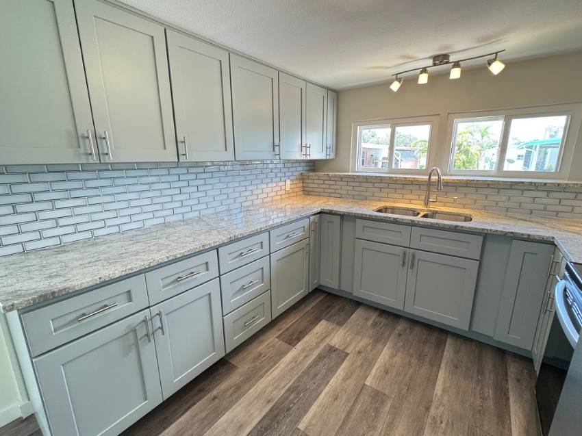 1100 Curlew Rd Lot 185 a Dunedin, FL Mobile or Manufactured Home for Sale
