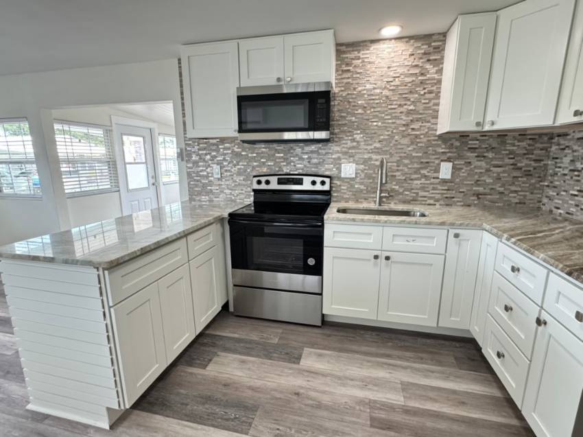 1100 Curlew Rd Lot 216 a Dunedin, FL Mobile or Manufactured Home for Sale