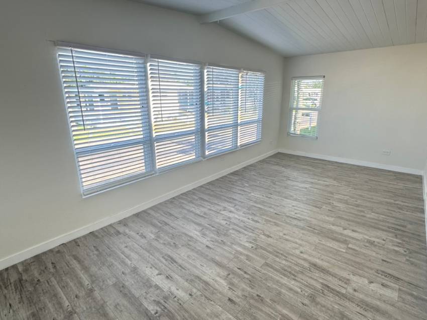 1100 Curlew Rd Lot 214 a Dunedin, FL Mobile or Manufactured Home for Sale