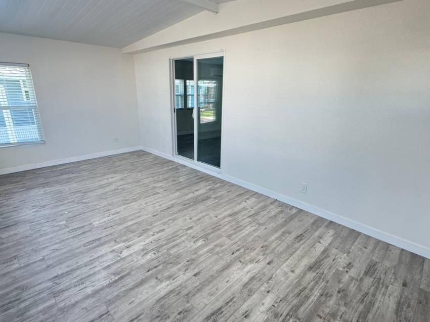 1100 Curlew Rd Lot 214 a Dunedin, FL Mobile or Manufactured Home for Sale