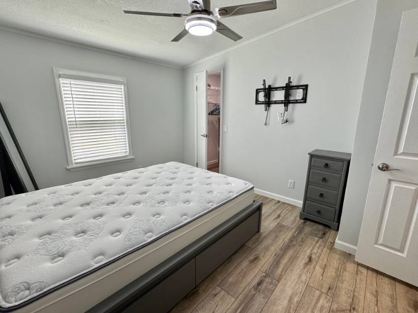 12512 Silver Villas Ln a Odessa, FL Mobile or Manufactured Home for Sale