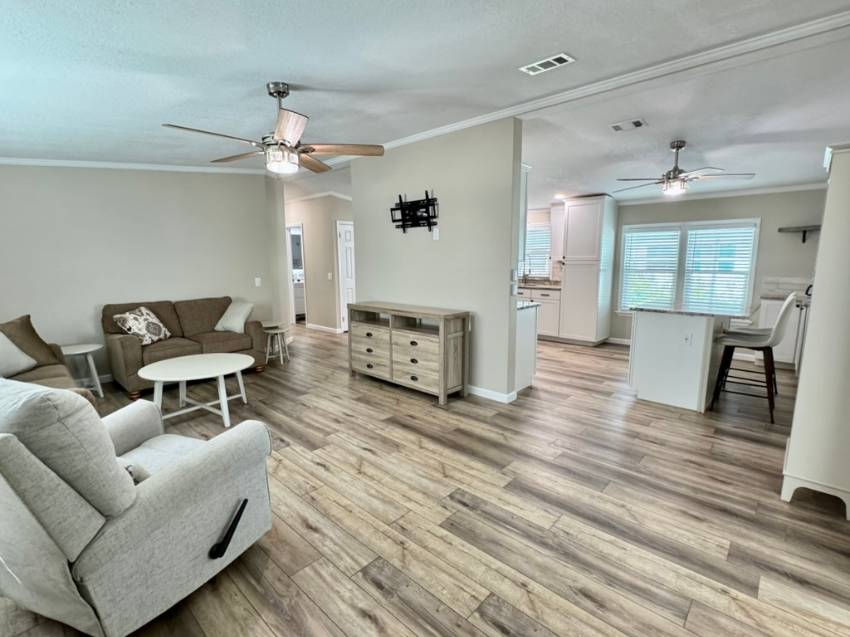 12512 Silver Villas Ln a Odessa, FL Mobile or Manufactured Home for Sale