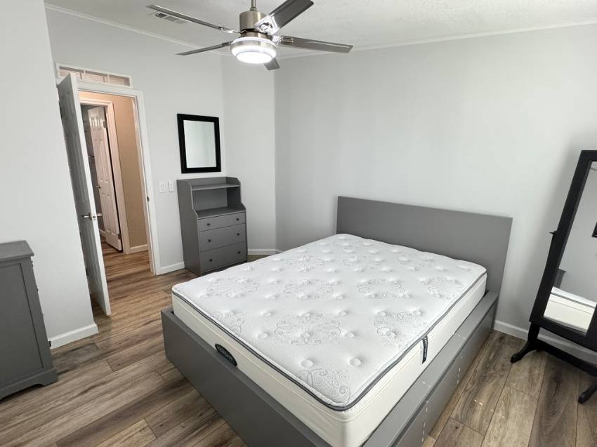 12512 Silver Villas Ln a Odessa, FL Mobile or Manufactured Home for Sale