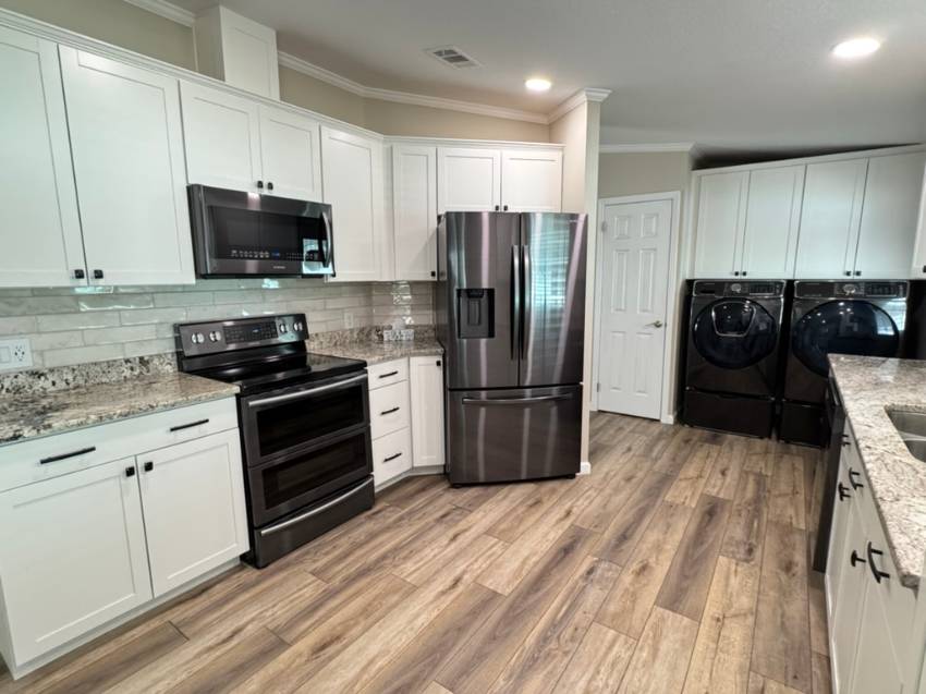 12512 Silver Villas Ln a Odessa, FL Mobile or Manufactured Home for Sale