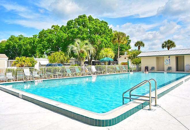 12512 Silver Villas Ln a Odessa, FL Mobile or Manufactured Home for Sale