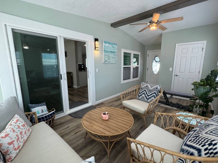 12512 Silver Villas Ln a Odessa, FL Mobile or Manufactured Home for Sale