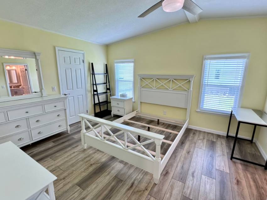 12512 Silver Villas Ln a Odessa, FL Mobile or Manufactured Home for Sale