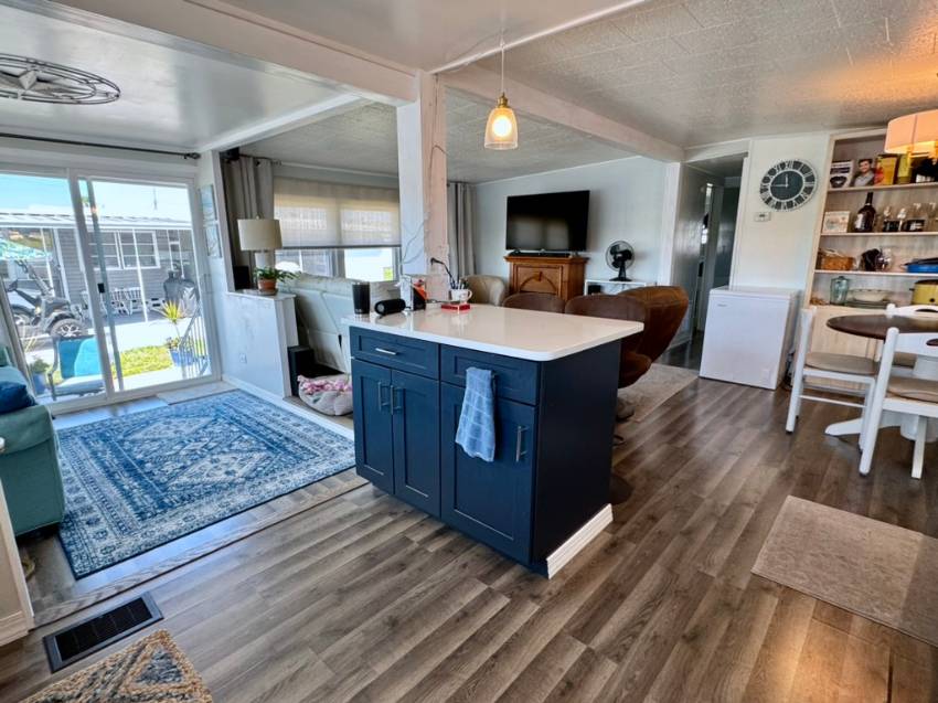 1415 Main St Lot 271 a Dunedin, FL Mobile or Manufactured Home for Sale