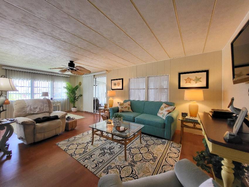 8541 Carrie Lane a Sarasota, FL Mobile or Manufactured Home for Sale