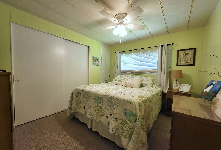 8541 Carrie Lane a Sarasota, FL Mobile or Manufactured Home for Sale
