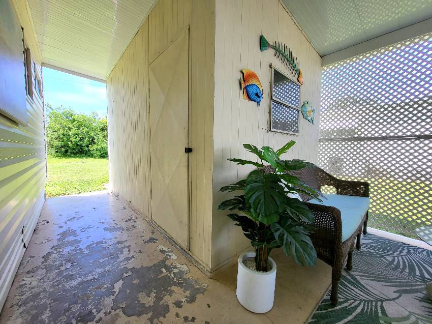 8541 Carrie Lane a Sarasota, FL Mobile or Manufactured Home for Sale