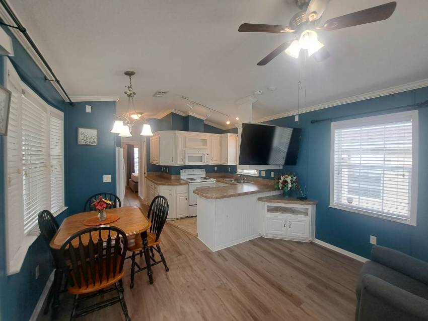 39728 Cog Hill Loop a Zephyrhills, FL Mobile or Manufactured Home for Sale