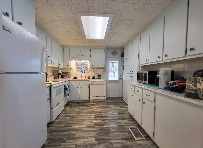 2313 Flentwood Dr a Sarasota, FL Mobile or Manufactured Home for Sale