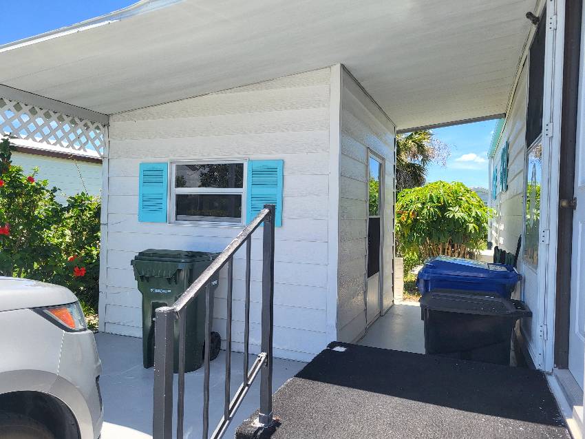 5616 Halifax Dr a Sarasota, FL Mobile or Manufactured Home for Sale