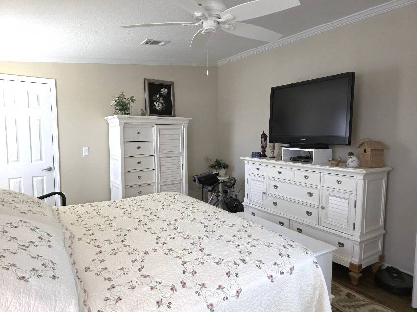 6907 W Pollans Lane a Homosassa, FL Mobile or Manufactured Home for Sale