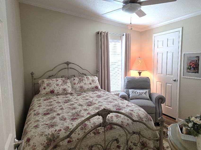 6907 W Pollans Lane a Homosassa, FL Mobile or Manufactured Home for Sale