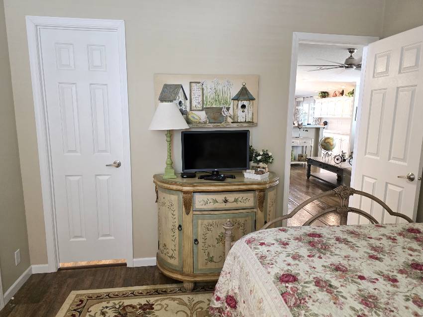 6907 W Pollans Lane a Homosassa, FL Mobile or Manufactured Home for Sale