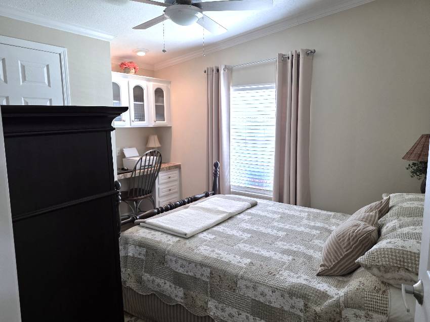 6907 W Pollans Lane a Homosassa, FL Mobile or Manufactured Home for Sale