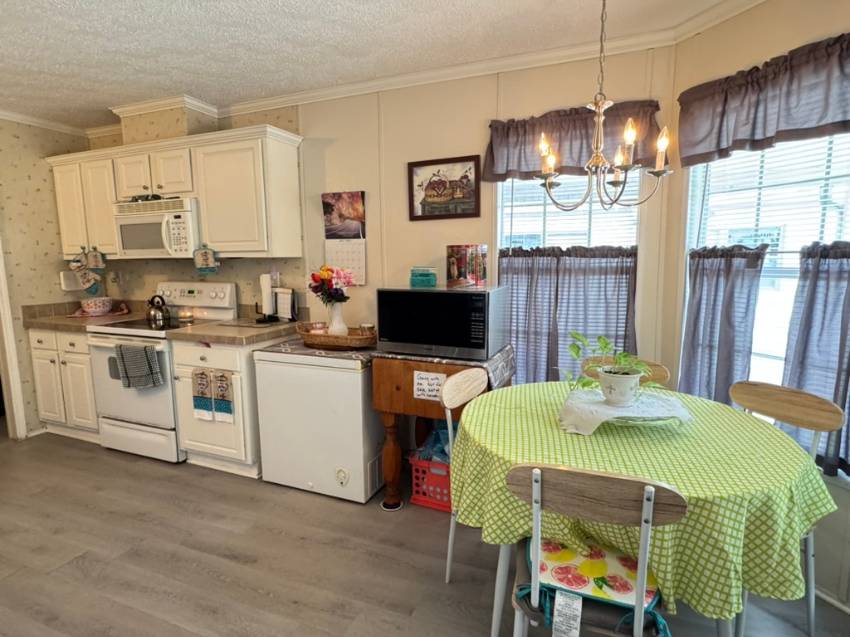 3711 Binnacle Dr a Tampa, FL Mobile or Manufactured Home for Sale