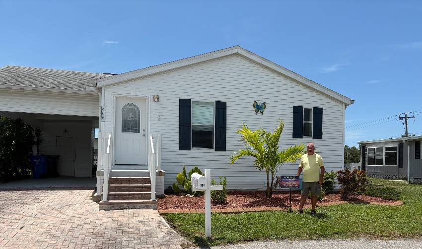 906 Cayman West a Venice, FL Mobile or Manufactured Home for Sale