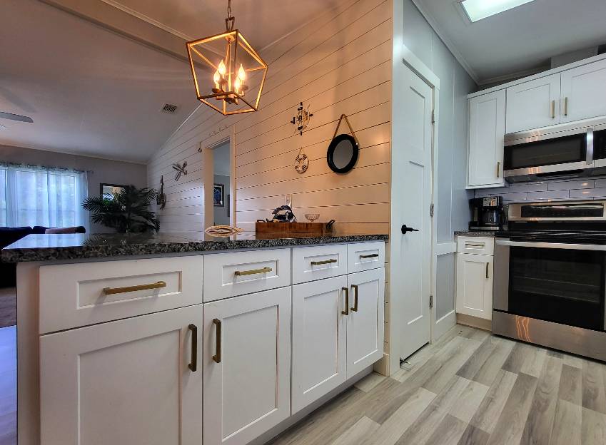 5980 Brigadoon Way a Sarasota, FL Mobile or Manufactured Home for Sale