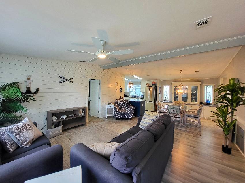 5980 Brigadoon Way a Sarasota, FL Mobile or Manufactured Home for Sale