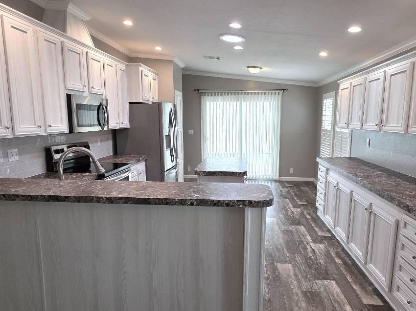 7011 W Pollans Lane a Homosassa, FL Mobile or Manufactured Home for Sale