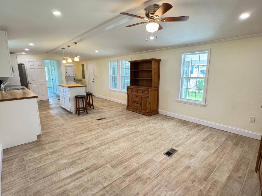 6219 Compass Ln a Tampa, FL Mobile or Manufactured Home for Sale