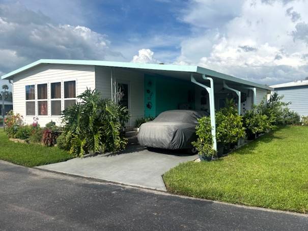 5270 Westira Circle a New Port Richey, FL Mobile or Manufactured Home for Sale