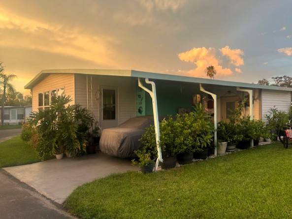 5270 Westira Circle a New Port Richey, FL Mobile or Manufactured Home for Sale