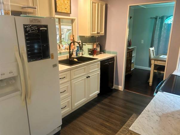 5270 Westira Circle a New Port Richey, FL Mobile or Manufactured Home for Sale