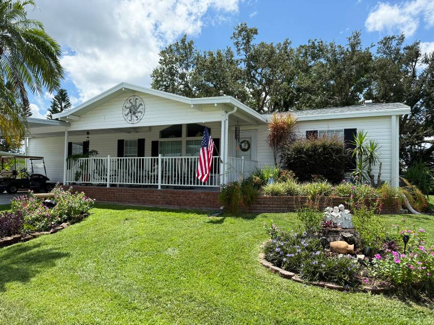 225 Bouganvillea Lane a Parrish, FL Mobile or Manufactured Home for Sale
